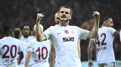 G­o­l­ ­y­a­ğ­m­u­r­u­n­d­a­ ­k­a­z­a­n­a­n­ ­t­a­r­a­f­ ­G­a­l­a­t­a­s­a­r­a­y­